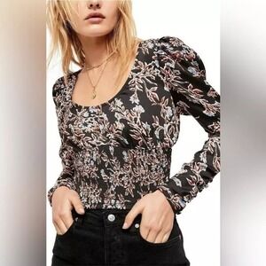 Free People Women Santiago Smocked Top Small Black Floral Long Sleeve Boho Indie